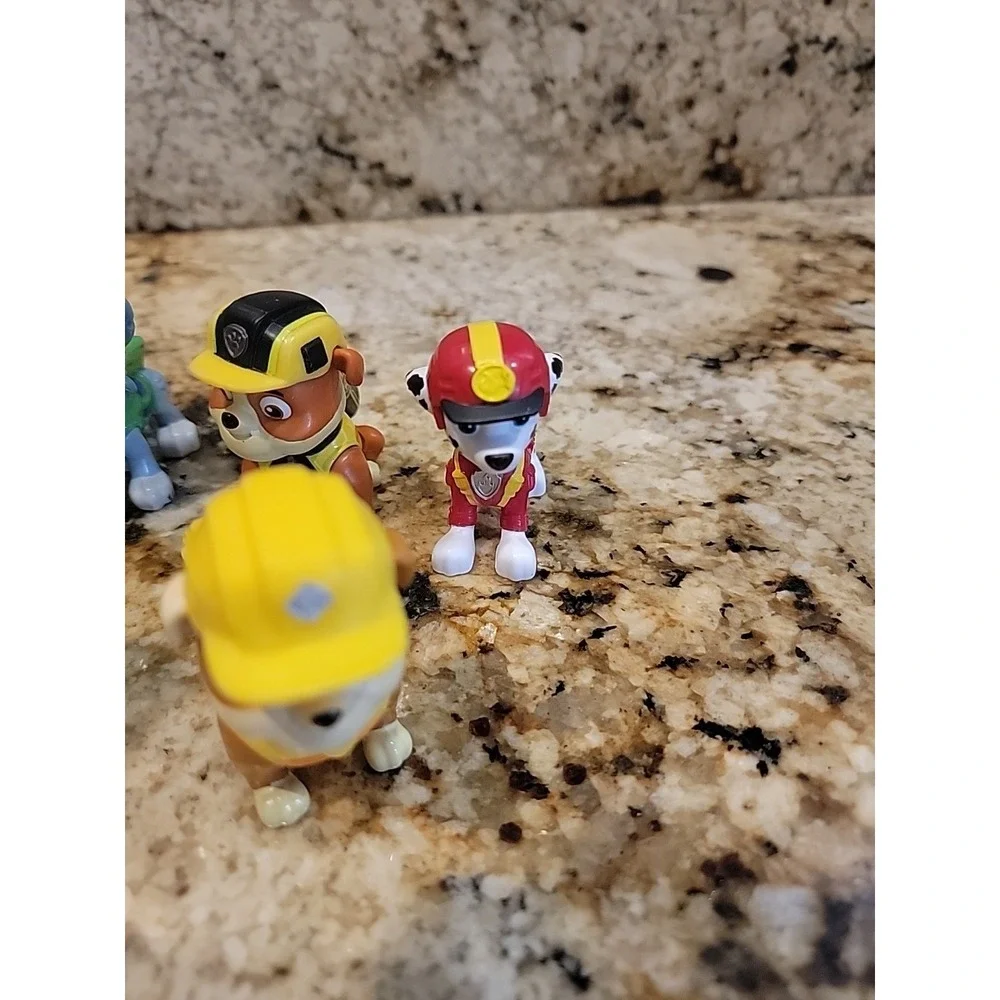 Paw Patrol Mini Action Figures Cake Toppers Mixed lot of 16
